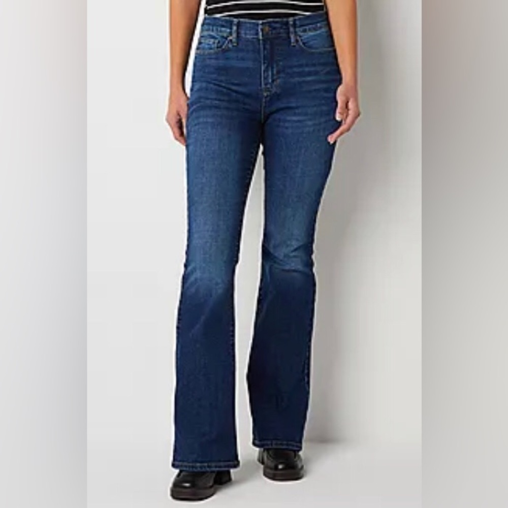 NEW a.n.a Womens High Rise Flare Leg Jean 18W